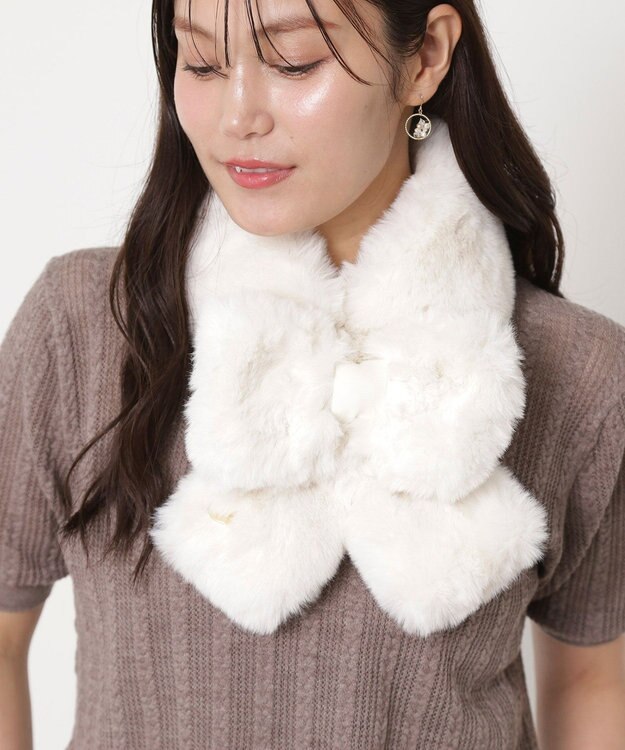 MOONBAT 【新色追加】PAUL & JOE ACCESSOIRES フェイクファーリボンマフラー オフホワイト