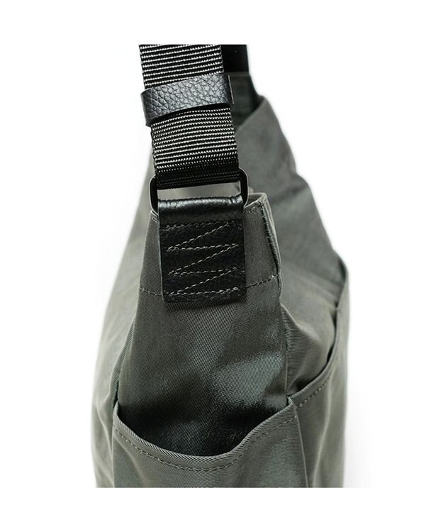 Regalo Felice 【撥水 / ポケットが7ヶ所も付いてる】ショルダー / REGALO GY(グレー)