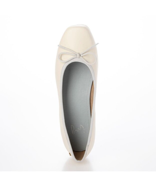 ing <ing>リラックスバレエシューズ アイボリー