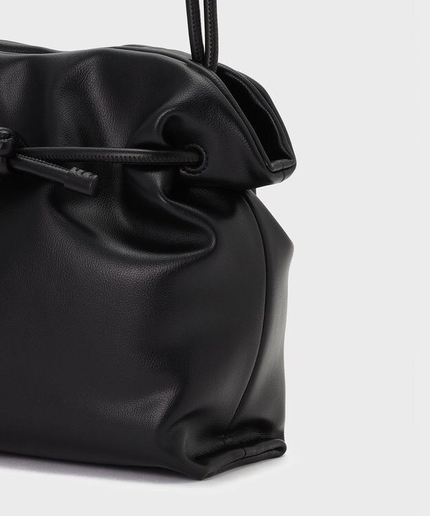 GRACE CONTINENTAL ADD CULUMN LONG SHLD BAG ブラック