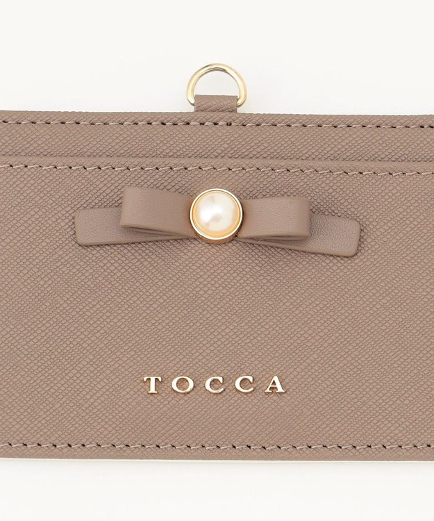 TOCCA PEARL KNOT IDHOLDER IDホルダー ベージュ系