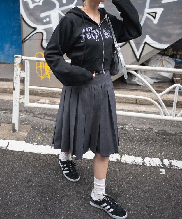 WEGO ラインストーンWジップショートパーカー ブラック