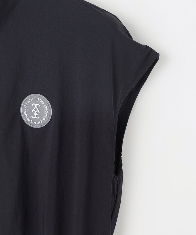 23区GOLF 【WOMEN】フロントジッパーで着脱便利！ベルト付きワンピース ネイビー系