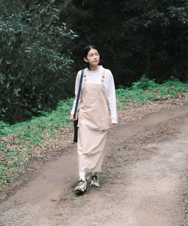 SHARE PARK LADIES 【撥水・UVカット・ストレッチ・軽量 】ナイロンジャンパースカート（S・Mサイズ） ベージュ系