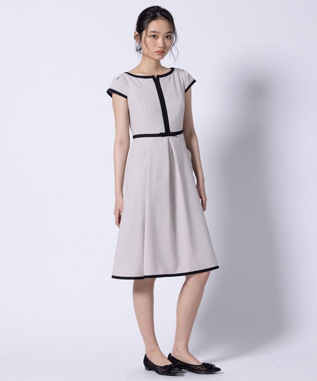 TOCCA 【接触冷感・吸水速乾・洗える】RIBBON'S CROSSROAD ドレス ベージュ系