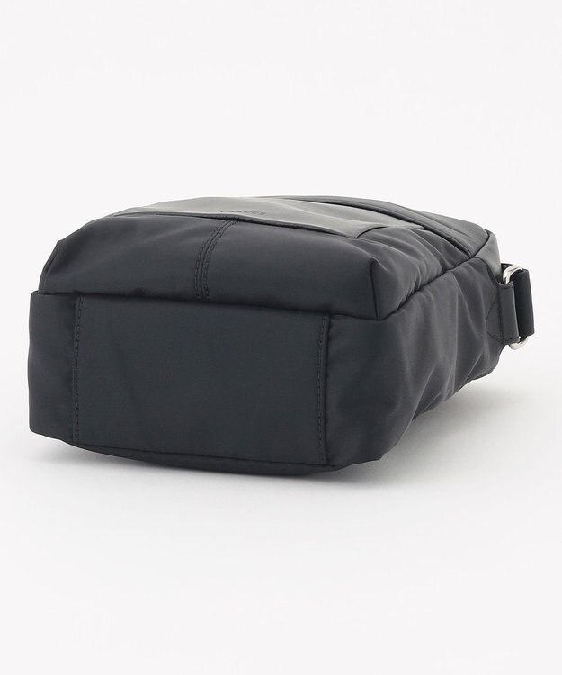 Y'SACCS 小西真奈美×Y'SACCS コンビスクエアショルダーバッグ ブラック