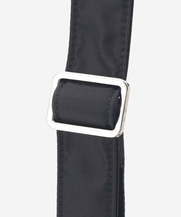 Y'SACCS 小西真奈美×Y'SACCS コンビスクエアショルダーバッグ ブラック