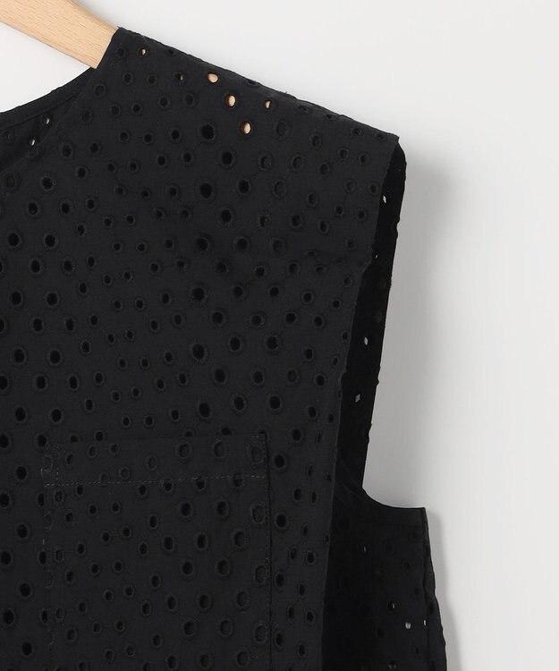 組曲 【先行予約・WEB限定】エンブロイダリーレースノースリーブ ブラウス ブラック系