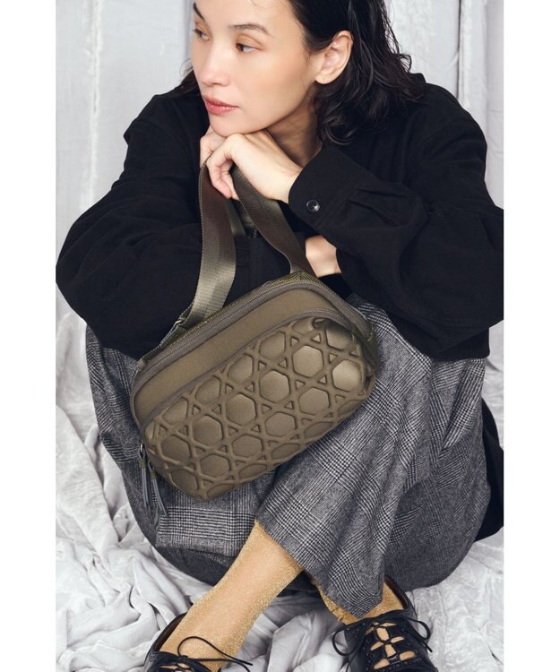 MIYABIYA 【撥水加工】篭目大柄エンボスボンディング2wayショルダー カーキ