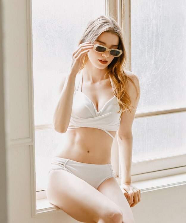 San-ai Resort（三愛水着楽園） 【San-ai Resort×PEACH　JOHNコラボ】【ナイスバディ水着】カシュクールワイヤービキニ　9M・11L　【San-ai Resort（サンアイリゾート）】 ホワイト