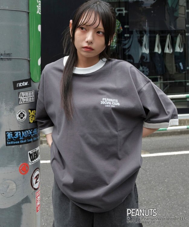 WEGO 【ユニセックス着用ITEM/MLサイズ展開】別注PEANUTSプリントT（SS） ブラック中濃色