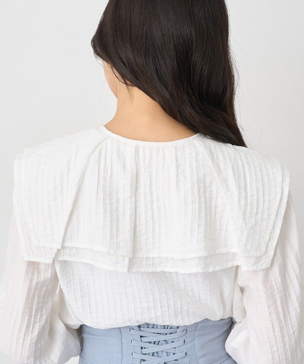 earth music&ecology ２ＷＡＹスクエアラッフルカラーブラウス Off White