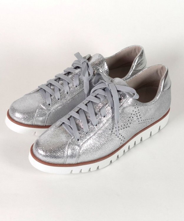 Dominic3 スターパンチングレザースニーカー シルバー