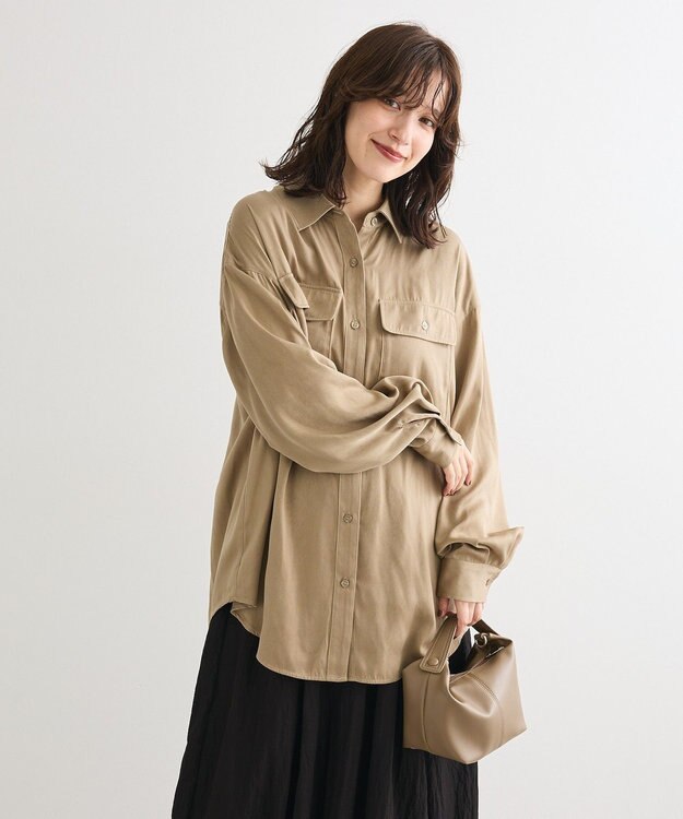 Green Parks ・ＳＵＧＡＲ　ＳＰＯＯＮ　サテンオーバーシャツ Beige