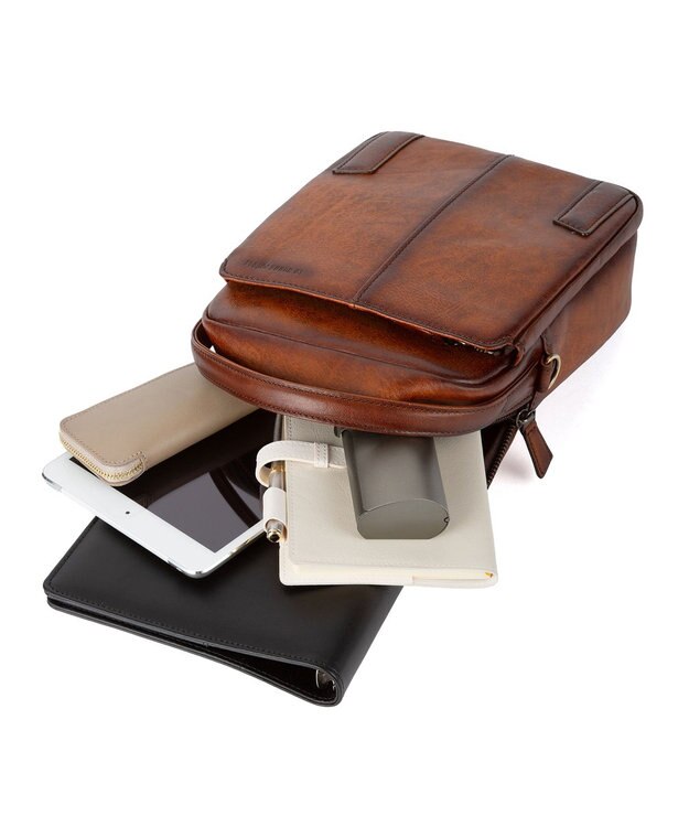 ACE BAGS & LUGGAGE LO HOMME PRESSE アルカイック 本革 日本製 ショルダーバッグ 縦型 71864 ロ・オム・プレッセ ブラウン