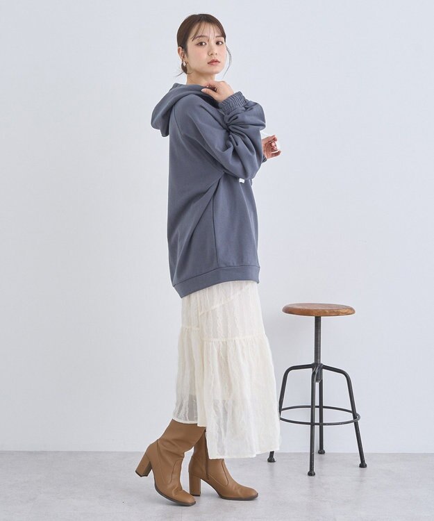 earth music&ecology Ｆｌｏｗｅｒｙパーカー Charcoal Gray