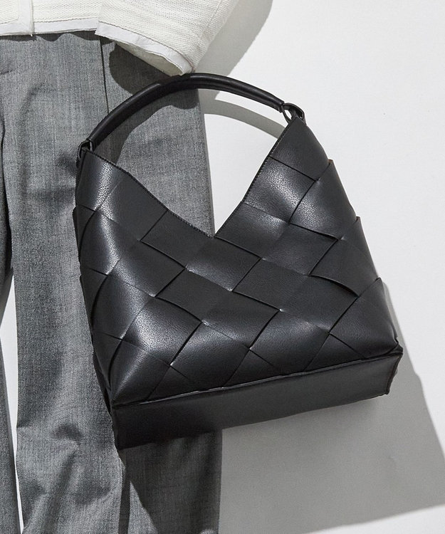 23区 イントレチャート ワンハンドル バッグ ブラック系