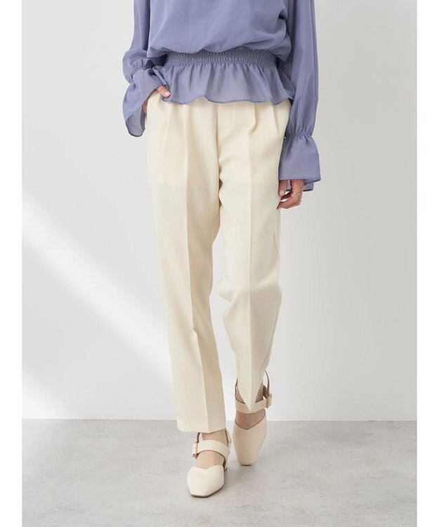 earth music&ecology 接触冷感テーパードパンツ Off White