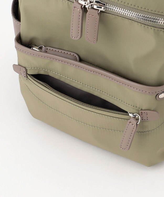 Y'SACCS 【ナイロンタフタ×リサイクルレザー】デイリーミニリュック カーキ