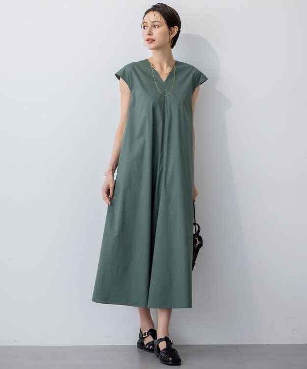 23区 L 【接触冷感/撥水加工/洗える】ストレッチブロード Vネックワンピース セージグリーン系