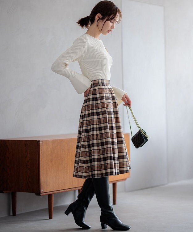 組曲 【WEB限定カラーあり】ウールライクストレッチ フレアスカート ベージュ系3