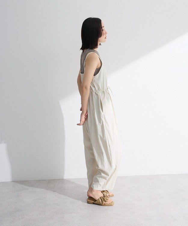 Green Parks ＺＩＰ付きドロストコクーンサロペット Ecru