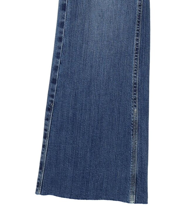 earth music&ecology セルフカットフレアデニムパンツ Medium Indigo