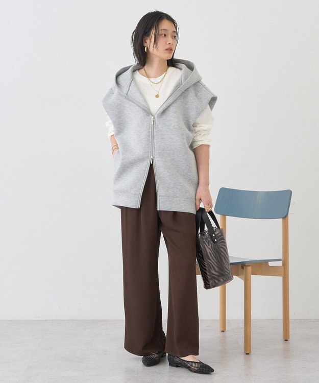 AMERICAN HOLIC ポンチZIPフーディーベスト Ivory