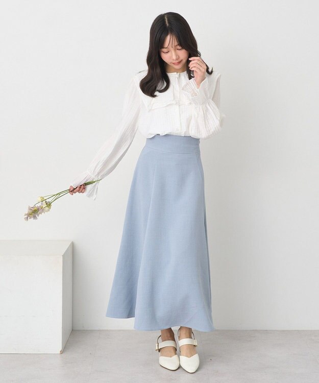 earth music&ecology ２ＷＡＹスクエアラッフルカラーブラウス Off White