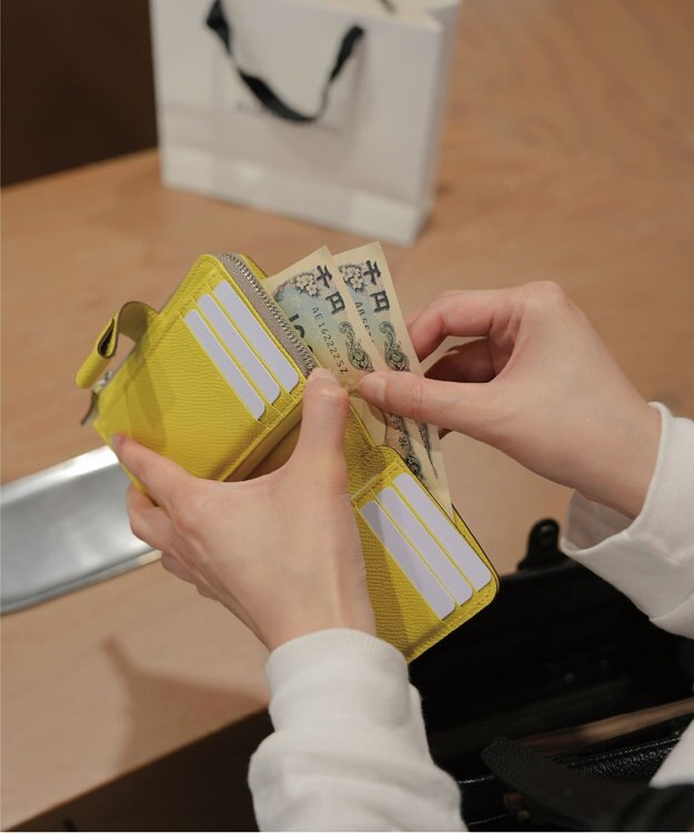 Atelier nuu 日本製 noble L字ファスナー二つ折りウォレット グレージュ×イエロー