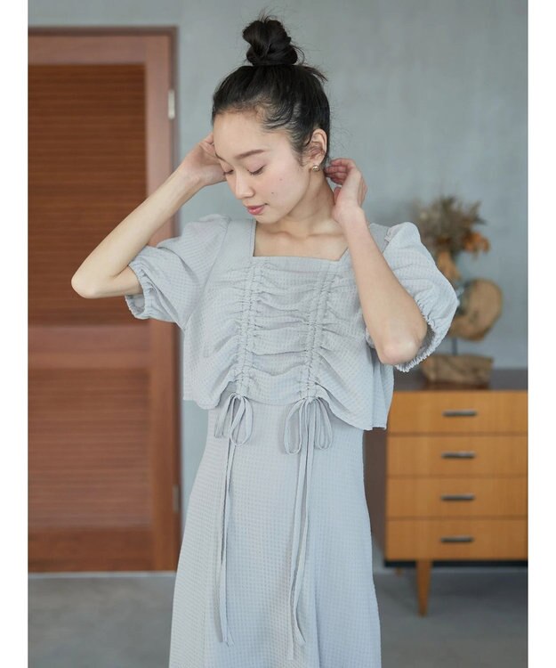 earth music&ecology ＳＥＴ２点パフスリーブブラウス＋キャミワンピース Light Gray