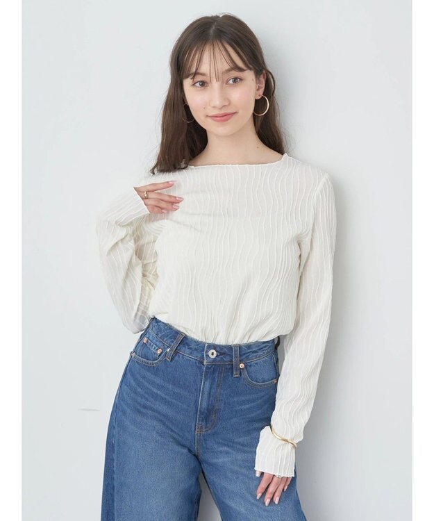 earth music&ecology うねうねプルオーバー Ivory