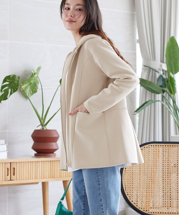 Tiaclasse ソフトダンボールバックフレアフーディー ライトベージュ