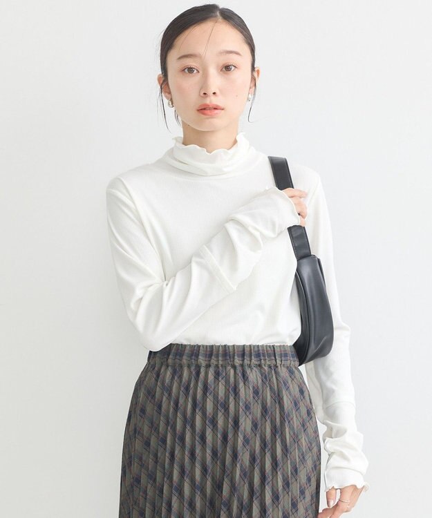 earth music&ecology シャーリングスリーブリブタートルプルオーバー Ivory