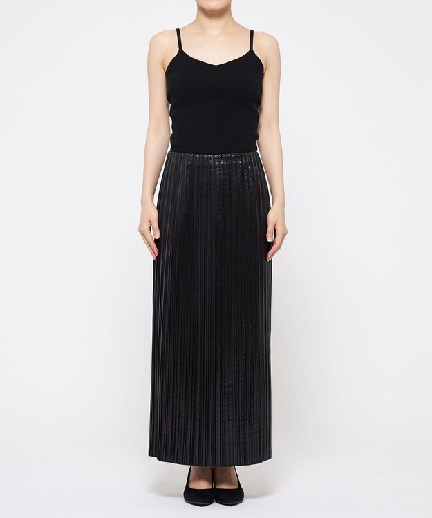 uncrave レザー ライク サテン プリーツスカート（uncrave WHITE） ブラック