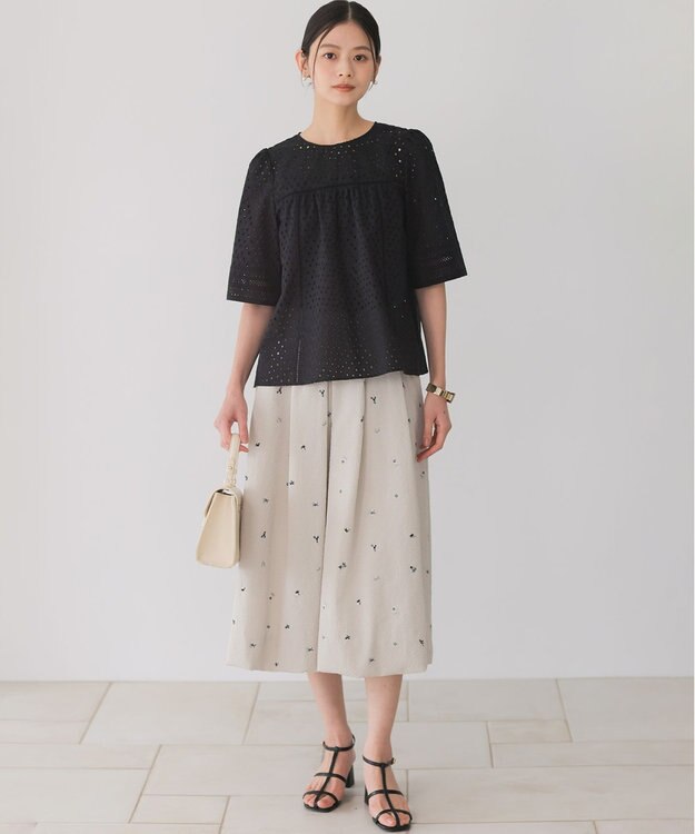 組曲 エンブロイダリーレース5分袖 ブラウス ブラック系