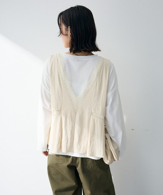 Green Parks ランジェリー風サテンビスチェ Ecru