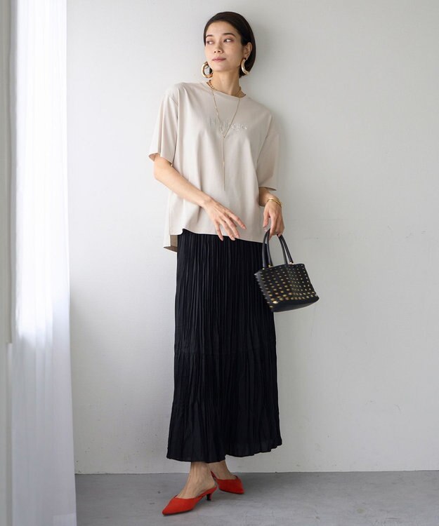 UNFILO BEAUTY FORM ロゴ刺繍 半袖Tシャツ グレージュ