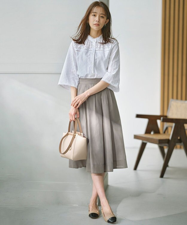 組曲 【WEB限定カラーあり】エンブロイダリーレース フレアスリーブブラウス アイボリー系