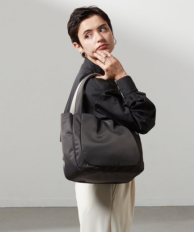 Y'SACCS 【ムック本掲載】ナイロンボンディングトート　Mサイズ グレー