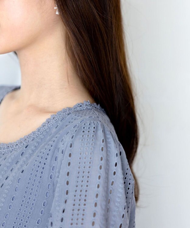 Tiaclasse L 【洗える】カットレースチュニックブラウス ブルー