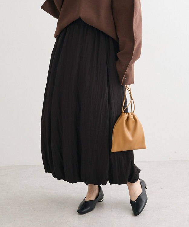 Green Parks 微光沢サテンバルーンスカート Black