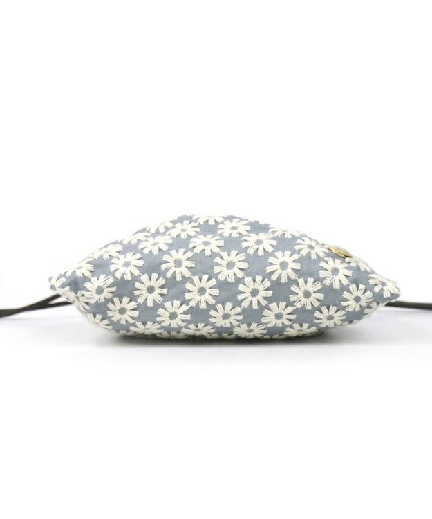 Regalo Felice 【花の刺繍 / セットで持っても可愛い】ポーチ小 / REGALO LBL(ライトブルー)