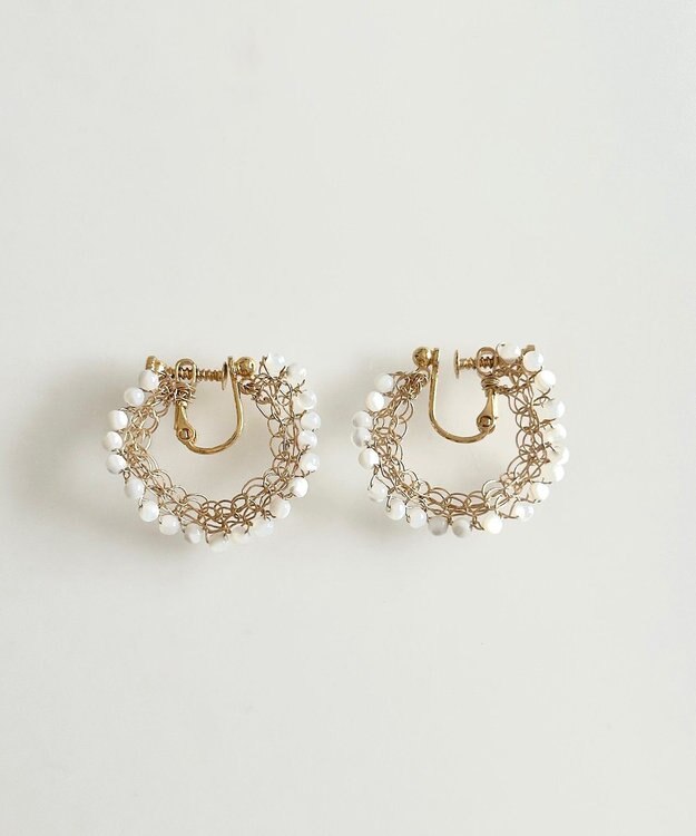 CASUMINO sweet pie mini 白蝶貝イヤリング gold