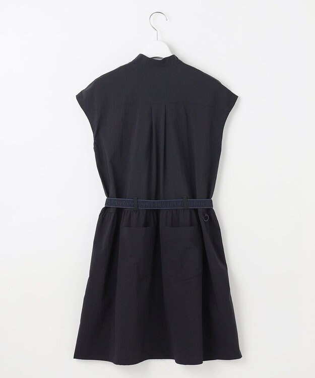 23区GOLF 【WOMEN】フロントジッパーで着脱便利！ベルト付きワンピース ネイビー系