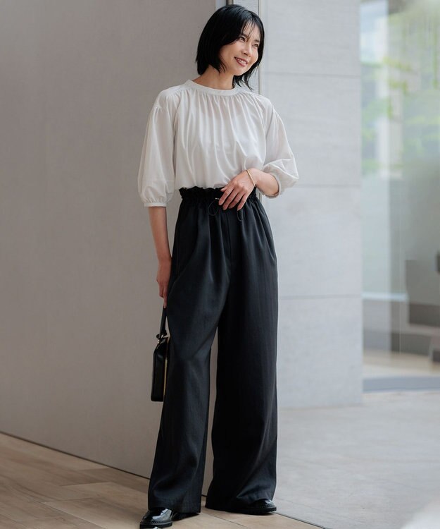 23区 S 【接触冷感/洗える】ヴィンテージソフトサテン サスペンダー パンツ ブラック系