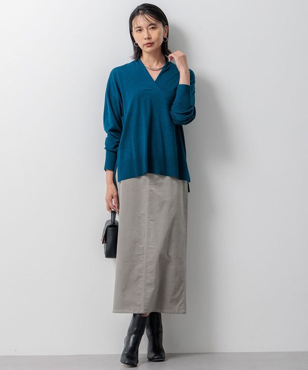 23区 【洗える】23区DENIM ベルベットストレッチ Aライン スカート ライトグレー系