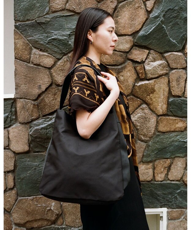 MIYABIYA LAQUOH【撥水加工】ミニマルナイロンワンショルダー (L) ブラック