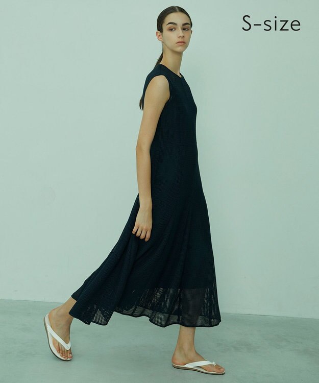 BEIGE， PINE / フレアワンピース Navy