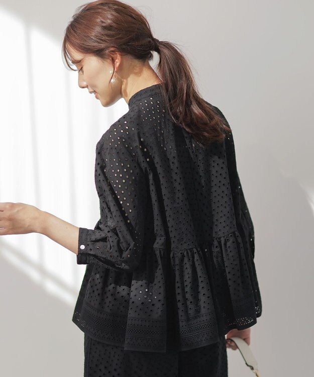 組曲 【先行予約】エンブロイダリーレーススタンドネック ブラウス ブラック系